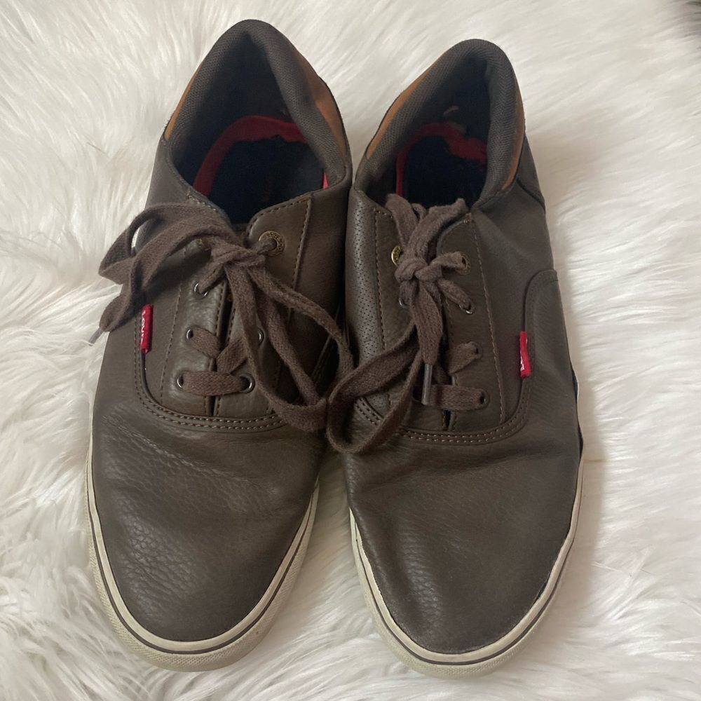 MENS LEVI SHOES SIZE 11 - Picture 2 of 4